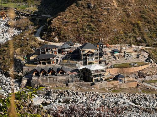 Himani Hill View Retreat in Jia