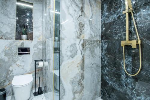 Modern - Super central - Chic Apt for 6 - image 5