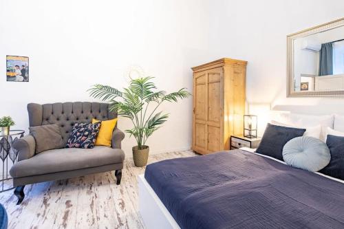 Ultra Central - Charming and NEW - Quiet Sleep - image 3
