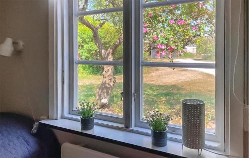 Skats, 2 Bedroom Stunning Home In Klintehamn in Vastergarna
