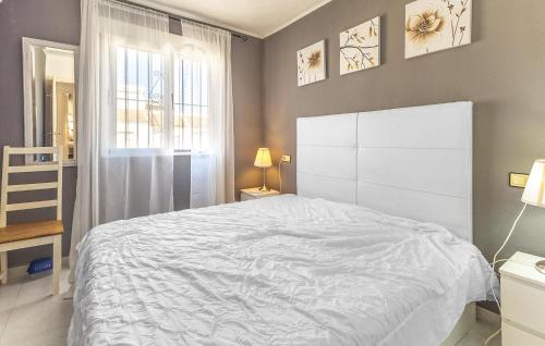 Two-Bedroom Holiday Home image 6
