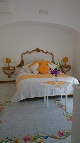 Standard Double Room with Sea View image 6
