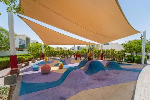 Ultimate Villa Waterpark Zoo Dining and More, Dubai (foto 5)
