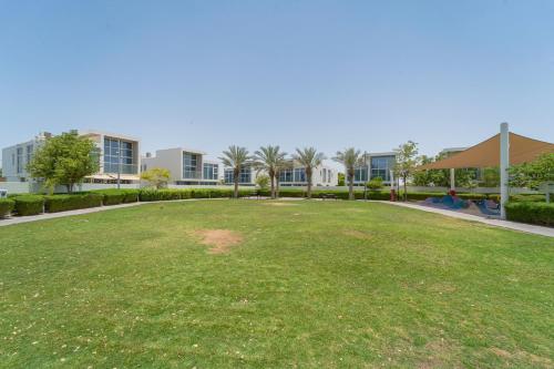 Ultimate Villa Waterpark Zoo Dining and More, Dubai (foto 9)