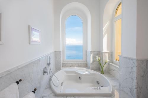 Badkamer, Hotel Caesar Augustus in Anacapri