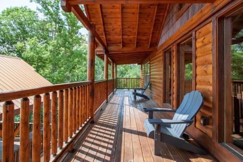 Grace Woods Retreat with Indoor Pool Sleeps 22 in Pleasant Hill