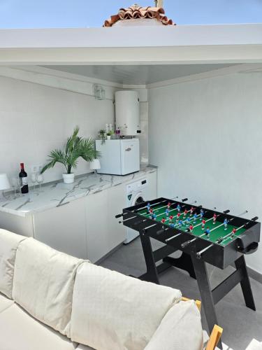 Modern Apt - Roof Terrace - Close to beach, Arona (photo 7)