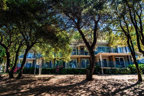 Arena Verudela Beach - image 11