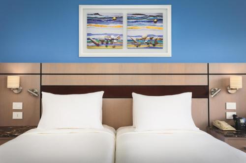 Swiss Inn Resort Hurghada Room Type - Premium Twin Room with Sea View