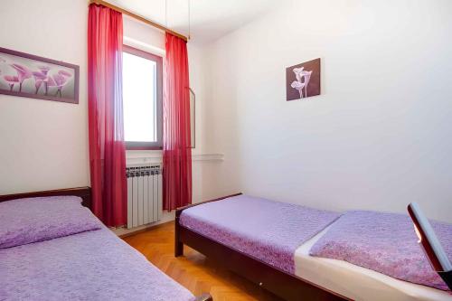 Apartment image 6
