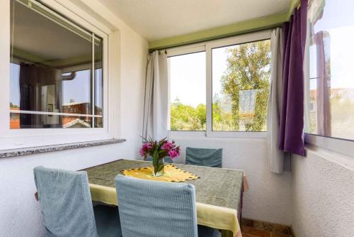 Apartment image 5