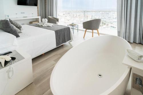 Hotel Amic Horizonte - image 5