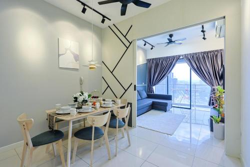 Luxurious TRX Corner Dual Balconies + 2 Bedrooms Kuala Lumpur 