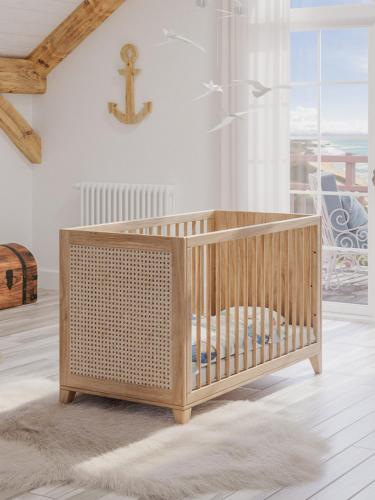 ALZIRA BONITA AMPLIO APARTAMENTO 25 CON HABiTACION Y VISTAS AL RIO JUCAR in อัลซิรา