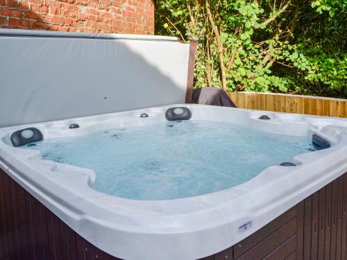 Tampilan eksterior, Whatley Lodge in Winsham