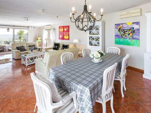 Villa Quinta Tropical - beautiful villa for 12 with private pool AC and Wifi - image 9