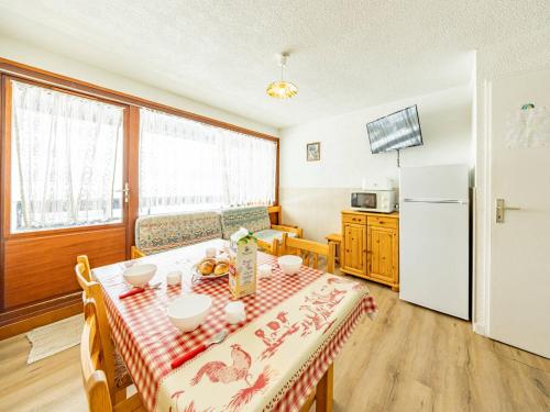Appartement pour 5 pers, proche pistes a Saint-Francois-Longchamp - FR-1-807-2 in Montgellafrey