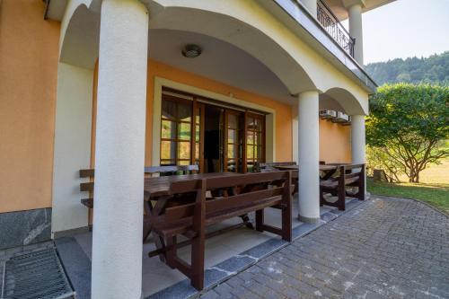 Vila Silva Marija Apartments in Pisece