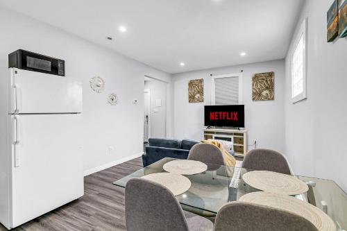Chic Getaway | 1BR Suite w/ Parking & AC, Windsor (fotografie 10)