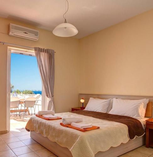 Villa LefkiSO with pool gîte à louer Ákra Sarakináto