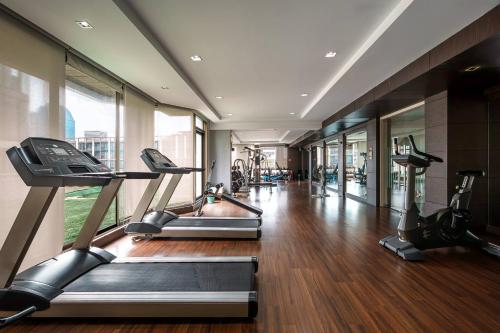 King Bed, Park, BTS 5min | Free Parking, Fast WiFi, Bang Kapi (foto 6)