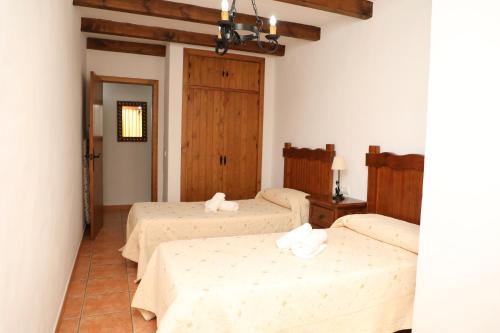 Two-Bedroom Suite image 4