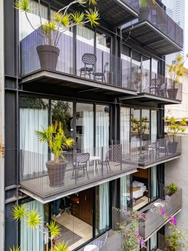 Exterior view, MX Grand Suites in Major Tower-Pink zone