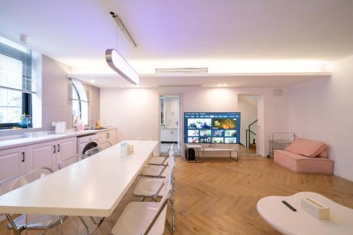 ZHome-Three floors 4 bedrooms - near Nanjing Road, Shanghai (Foto 7)