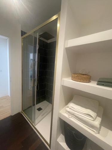Appartement rénové Bourse, Bordeaux (photo 3)