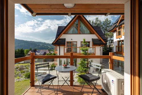 IJG Imperial Apartamenty Smrekowa in กาเมียนเนียซ