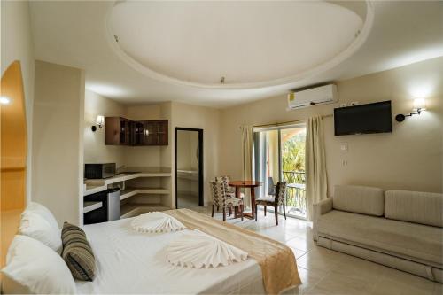 room detail thumbnail 0