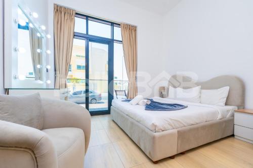 Le Petit Village !Cozy Yet Spacious Studio Apartment!, Dubái