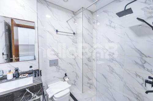 Le Petit Village !Cozy Yet Spacious Studio Apartment! - image 8
