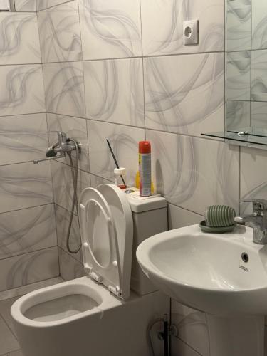 Mamukas guest house glola in Glola