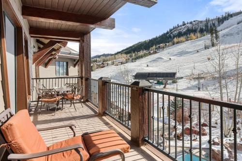 The Ritz-Carlton Club, 2BR Ski-in/Ski-out Premier Residence 8405, Aspen Highlands thumb 2
