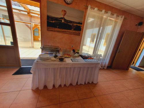 Penzion Apartmány Libošovice (Penzion Apartmany Libosovice) in เวเซซ