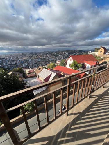 Apartment with City View image 10