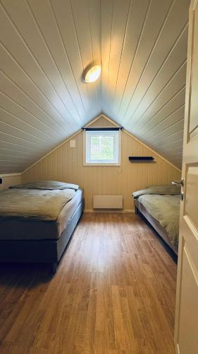 Cabin by the lake with 3 bedrooms, Kvam (foto 10)