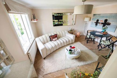 The Light Chambers Notting Hill- by Out of Office Lifestyle, Londýn