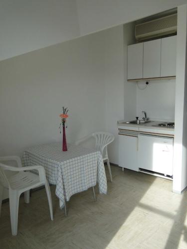 Apartments Majic - image 5