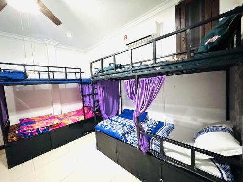 Bed in 6-Bed Female Dormitory Room image 9