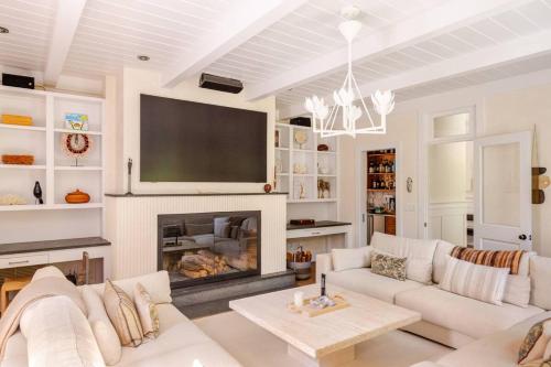 Luxurious 8 Bedroom Retreat with Pool East Hampton in Northwest Harbor (NY)