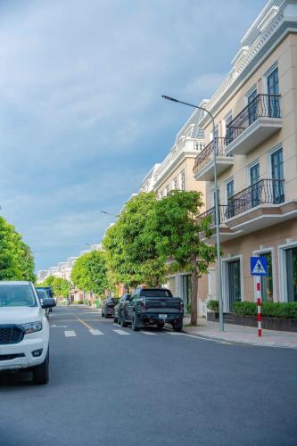 Tuỳ Tâm Luxury Hotel Quảng Trị (Tuy Tam Luxury Hotel Quang Tri) in Dong Ha (Quang Tri)