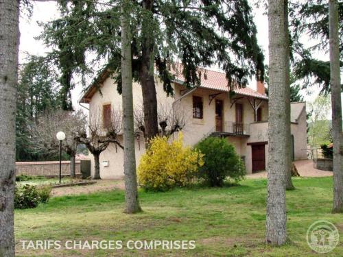 . Charmant gîte familial au cœur du village