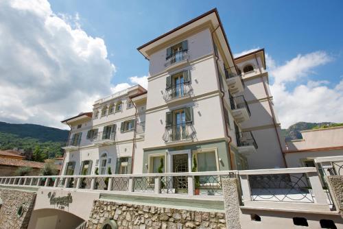 Hotel Al Campanile - Luxury Suites & Apartments Hotel de charme Baveno