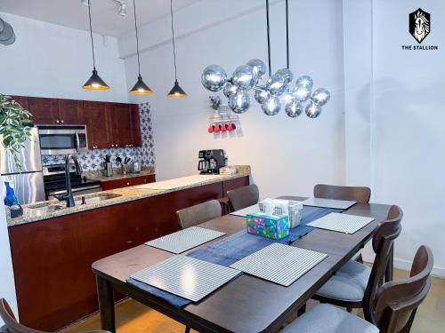 멤피스 (TN) The Stallion #101 - 1BD Modern Loft with Private Patio - Walk to various attractions 4성급 싱글룸 전망