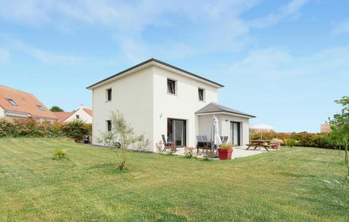 Stunning Home In Esquay-Notre-Dame gîte à louer Sainte-Honorine-du-Fay