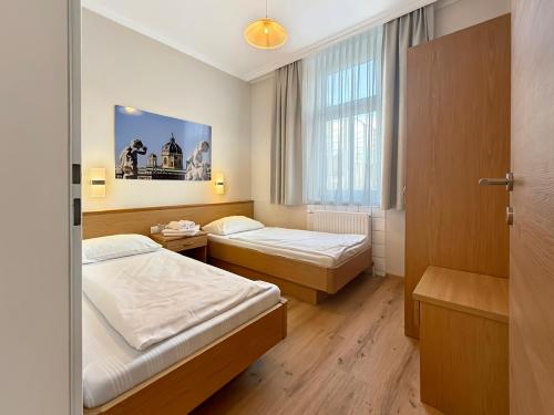 Hotel-Pension Fünfhaus 3