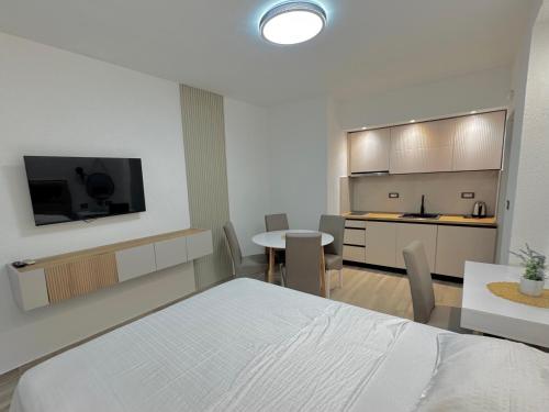 2 bedrooms, 2 beds