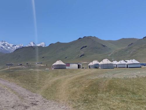 Ulan Camp, Kol-Suu